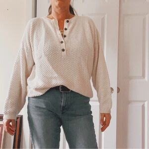 vintage 80s/90s Cottagecore cream knit textured sweater size L